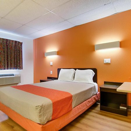 Motel 6-Salina, Ks Eksteriør bilde
