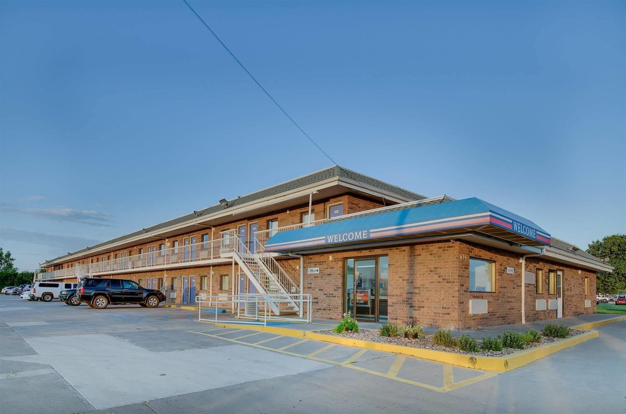 Motel 6-Salina, Ks Eksteriør bilde