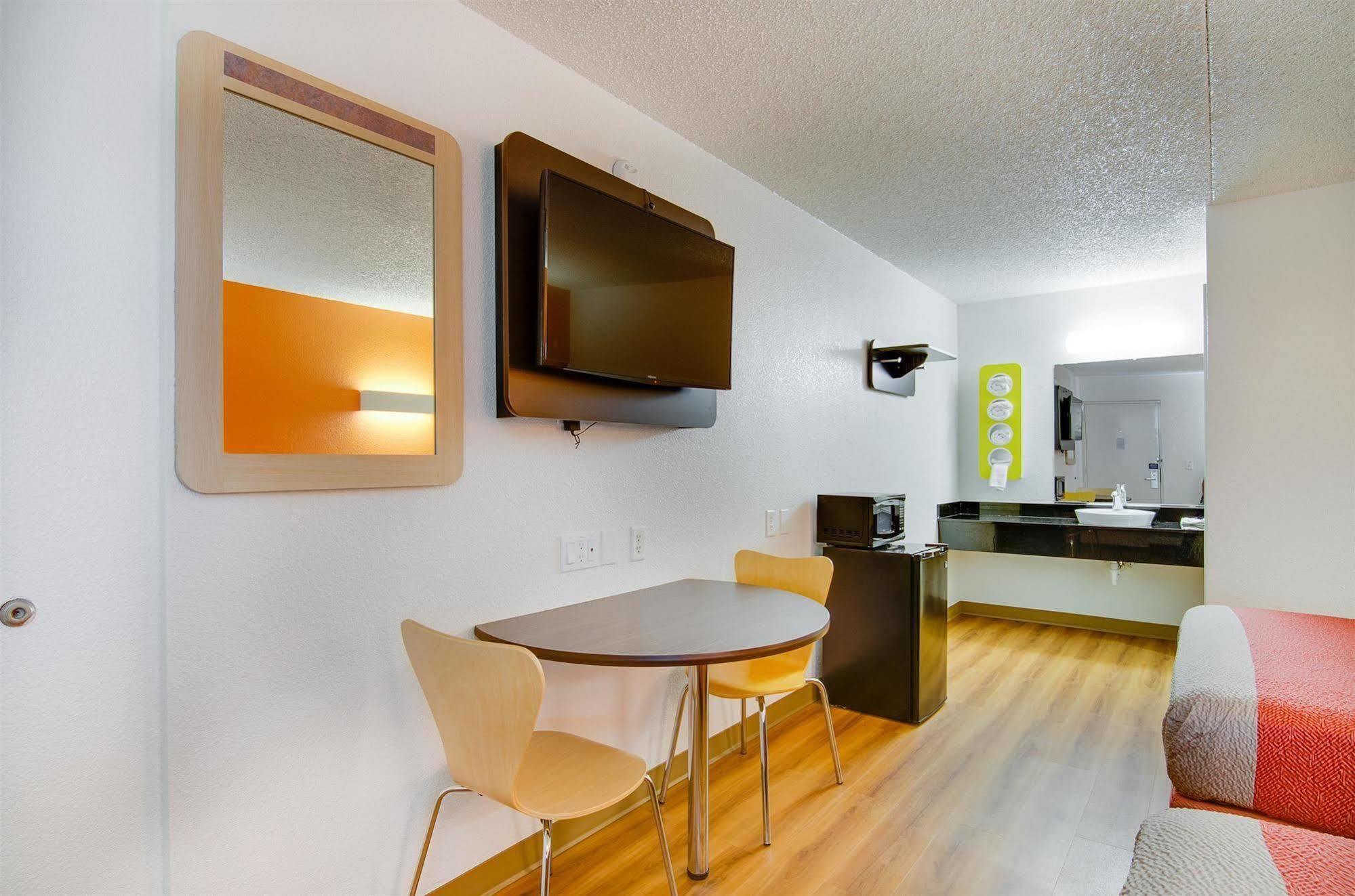 Motel 6-Salina, Ks Eksteriør bilde